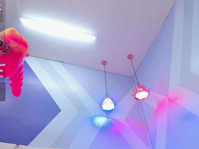 honeylove19x live cam on BongaCams