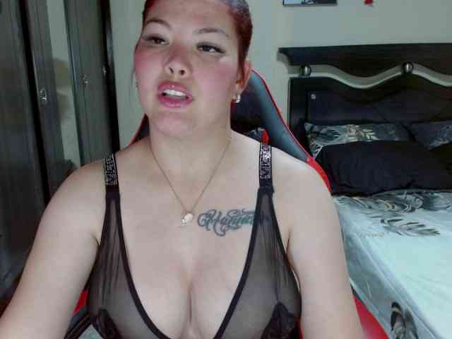 scarletpearll webcam