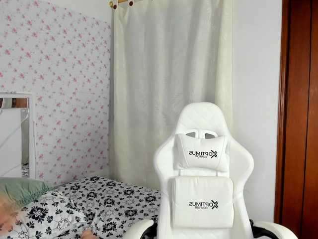 LeaMistery live cam on BongaCams