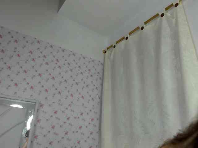 LeaMistery webcam