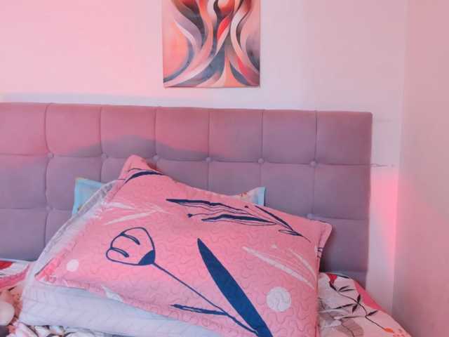 Fiorella-wish live cam on BongaCams