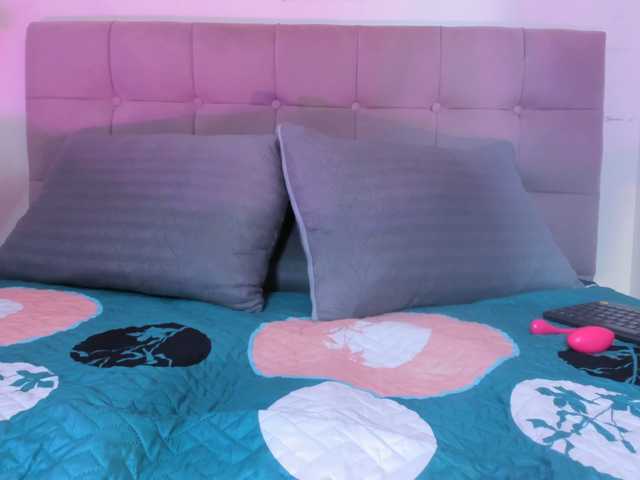 Fiorella-wish live cam on BongaCams