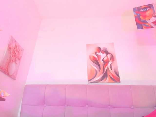 Fiorella-wish live cam on BongaCams
