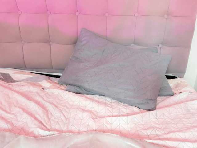 Fiorella-wish live cam on BongaCams