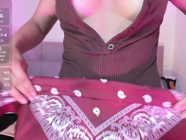 Fiorella-wish live cam on BongaCams
