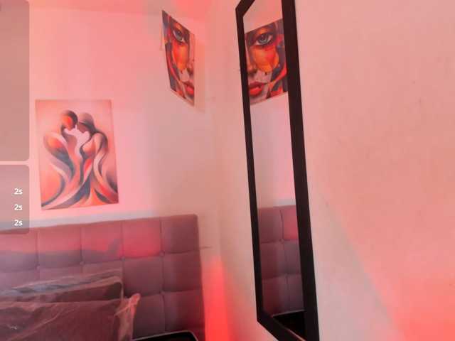 Fiorella-wish live cam on BongaCams