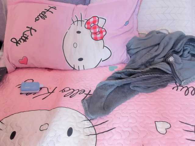 Fiorella-wish live cam on BongaCams