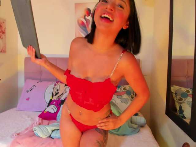 Fiorella-wish live cam on BongaCams