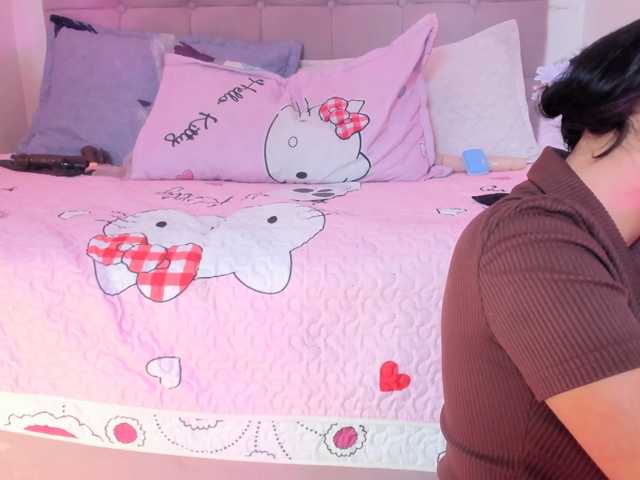 Fiorella-wish live cam on BongaCams