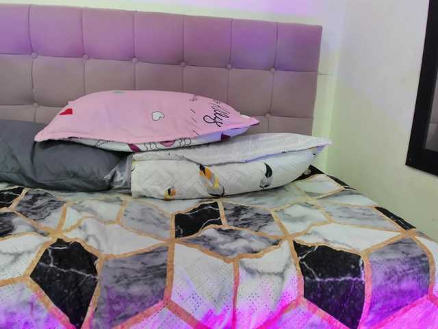 Fiorella-wish live cam on BongaCams
