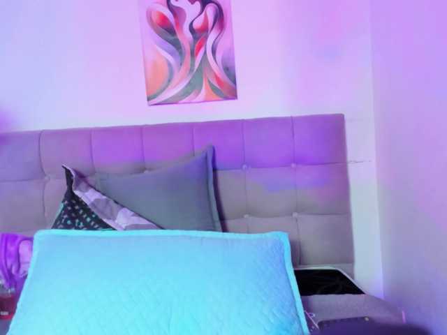 Fiorella-wish live cam on BongaCams