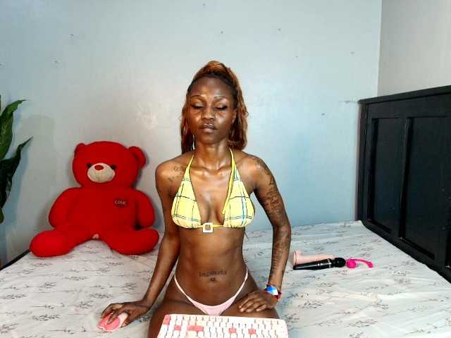 DarkCoco live cam on BongaCams