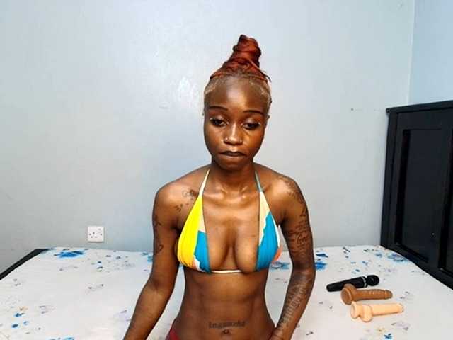 DarkCoco webcam bongacams model stream image