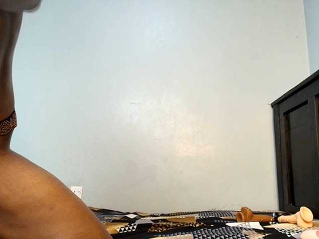 DarkCoco webcam bongacams model stream image