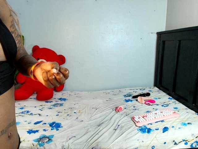 DarkCoco live cam on BongaCams