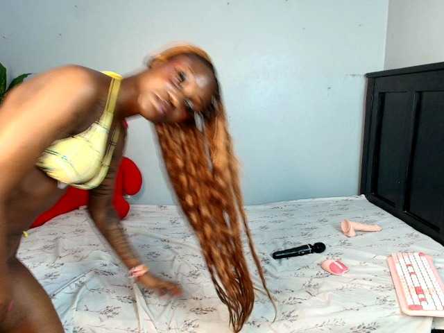 DarkCoco live cam on BongaCams