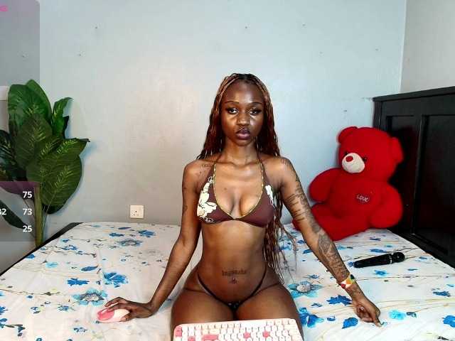 DarkCoco live cam on BongaCams