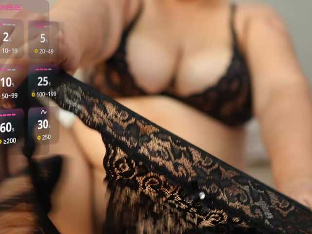 chubbythickmilf live cam on BongaCams