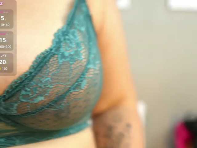 chubbythickmilf live cam on BongaCams