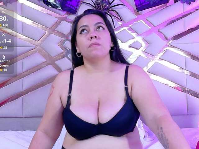 chubbythickmilf live cam on BongaCams