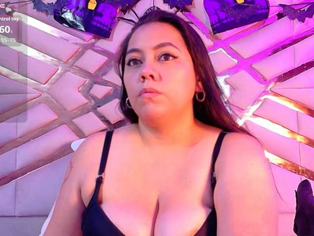 chubbythickmilf live cam on BongaCams