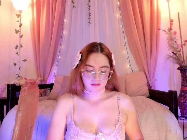 MileyBloom live cam on BongaCams