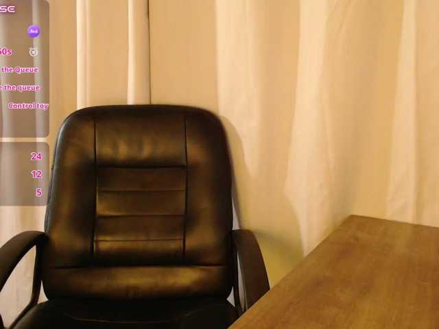 LizLauren live cam on BongaCams