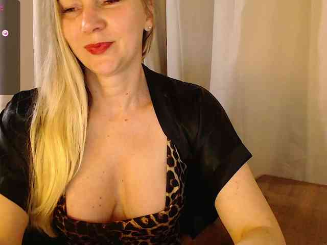 LizLauren webcam