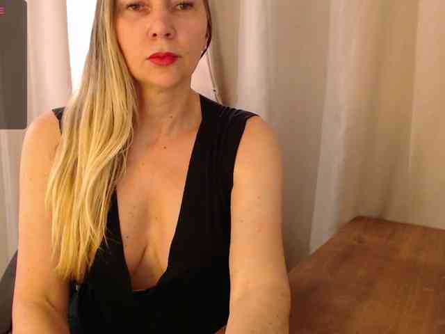 Modelo: LizLauren