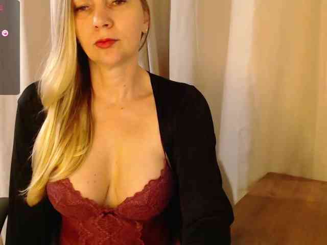 LizLauren webcam