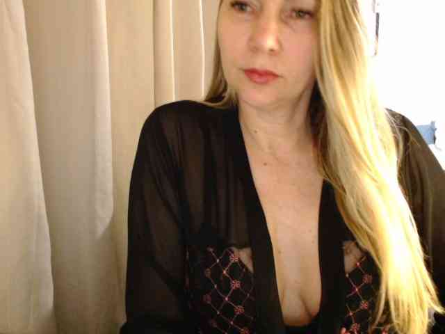 Modelo: LizLauren