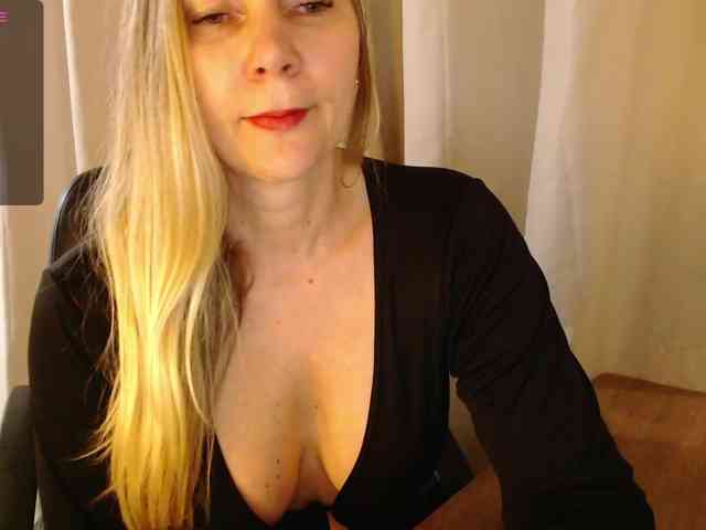 LizLauren webcam