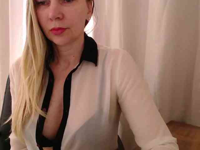 Modelo: LizLauren
