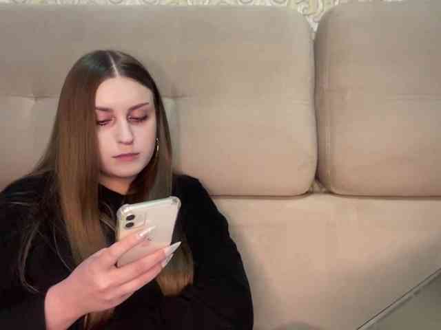 EmelineVayda EmelineVayda