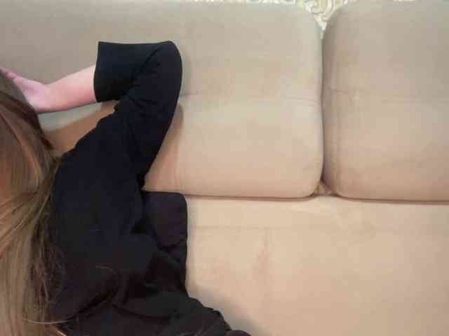 EmelineVayda webcam