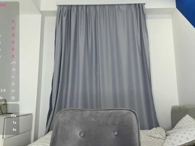KrystenVazzana live cam on BongaCams