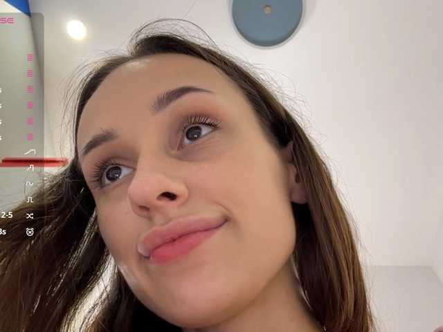 KrystenVazzana live cam on BongaCams