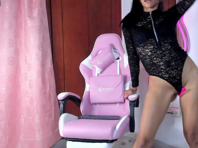 Dali-sweet live cam on BongaCams