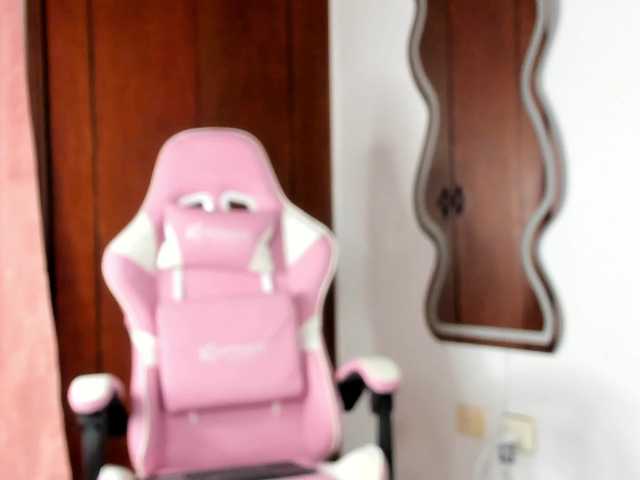 Dali-sweet live cam on BongaCams