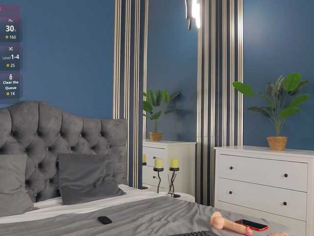 HaileySkyes live cam on BongaCams