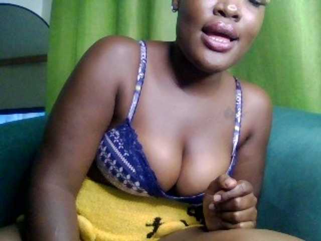 Cocoflames1 live cam on BongaCams