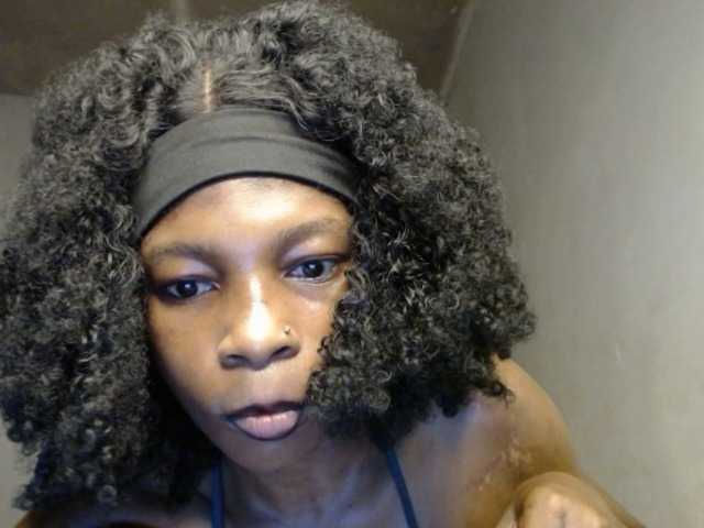 Hornybum1, en vivo ahora en BongaCams