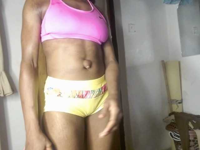 Hornybum1 live cam on BongaCams