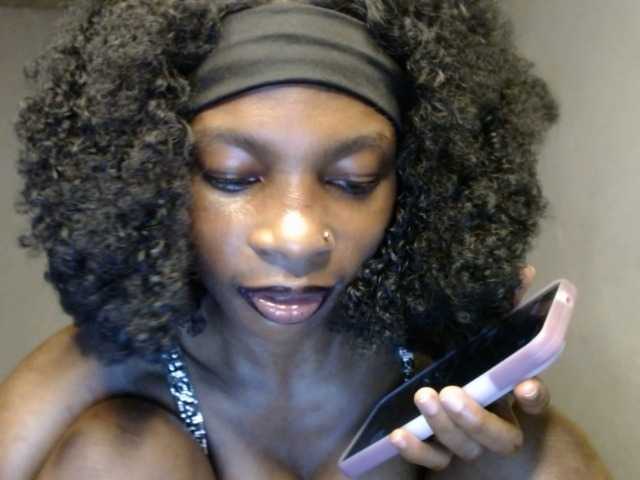 Hornybum1 live cam preview