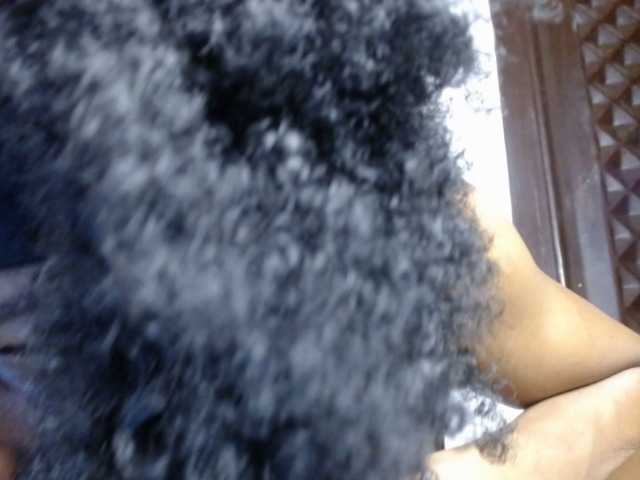 Hornybum1 live cam on BongaCams