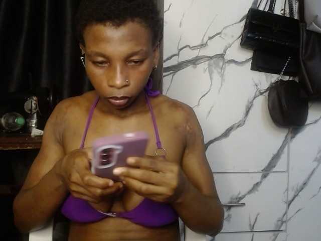 Hornybum1 on Bongacams