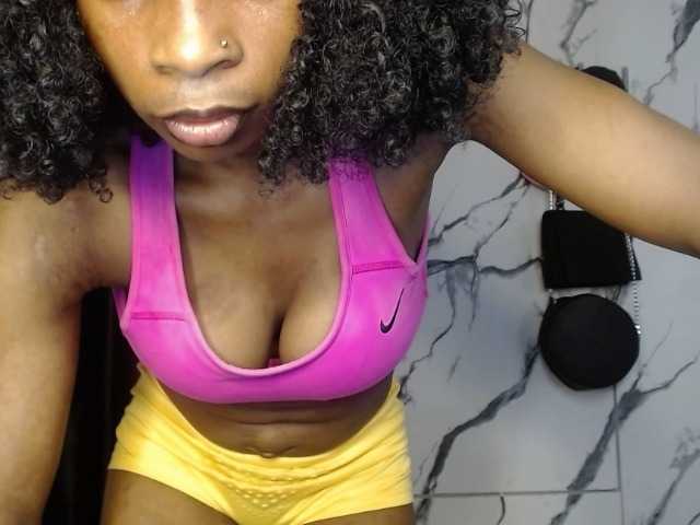 Hornybum1 live cam preview