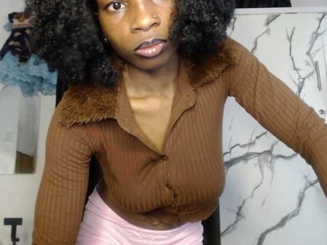 Hornybum1 live cam preview