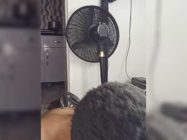 Hornybum1
