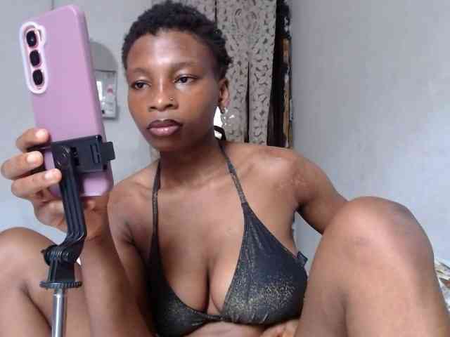 Hornybum1 webcam
